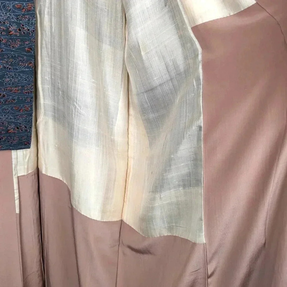 Vintage Silk Blue Floral Kimono - Picture 10 of 10